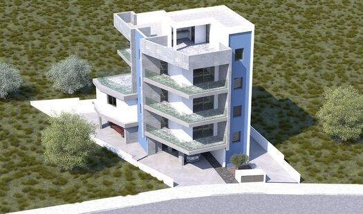 Whole floor 3 bedrooms in a small building of only 3 apartments
