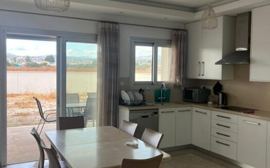 Semi detached house modern furnished 3 bedroom Kato Polemdia