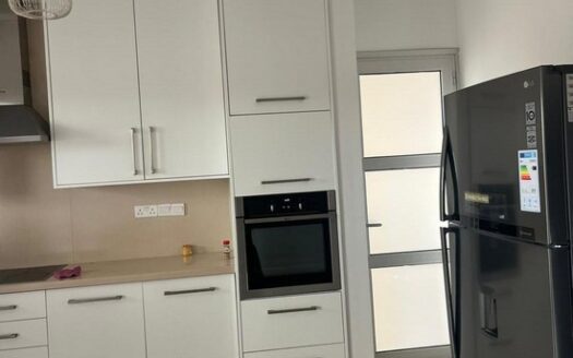 Semi detached house modern furnished 3 bedroom Kato Polemdia
