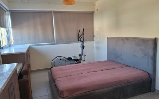 3 bedroom spaciou duplex in Agios Athanasios partly furnished with huge veranda