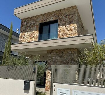 a beautiful modern two-story 3-bedroom