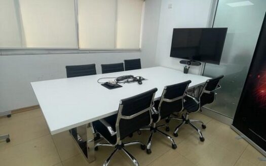 Modern Offices 339m2 with Raised Floors
