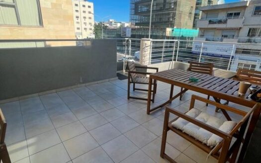 Modern Offices 339m2 with Raised Floors
