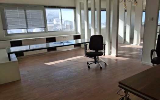 Fully renovated office 65m2 in Omonia