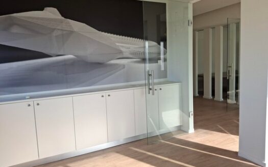 Fully renovated office 65m2 in Omonia