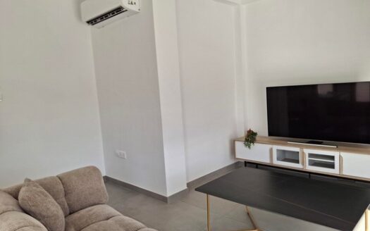 Modern 3 Bedroom semi detached house with nice garden furnished