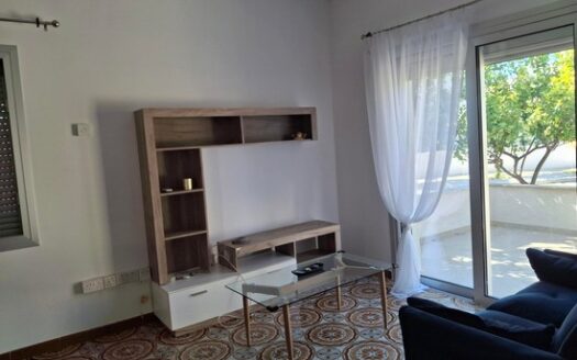 2 Bedroom house furnished house in Monovolikos