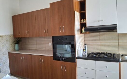 2 Bedroom house furnished house in Monovolikos