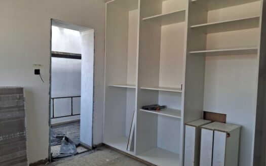 New 2 bedroom apartment small building with Photovotaic panels