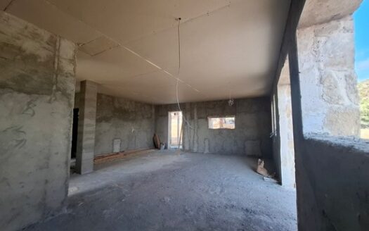 Agricultural plot in Parekklisia