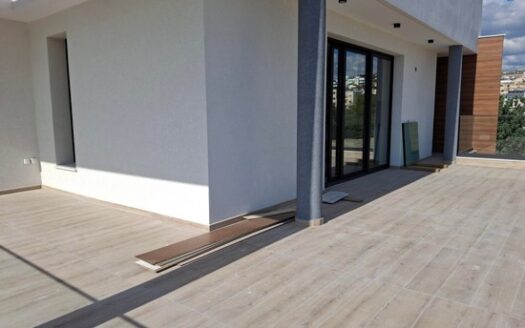 Brand new 2 bedroom Penthouse with huge verandas
