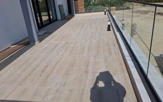 Brand new 2 bedroom Penthouse with huge verandas