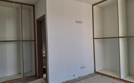 Brand new 2 bedroom Penthouse with huge verandas
