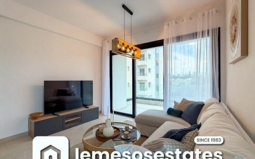 Stunning one bedroom apartment fiully furnished  with communal pool
