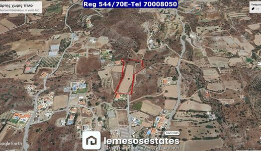 Residential plot in Pyrgos