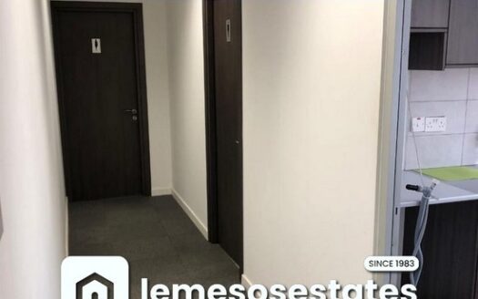 Hi Tech and Modern 400mtrs Office with Raised Floor and Many extras