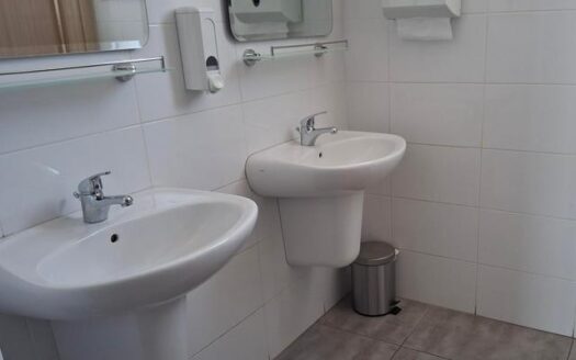 500m2 office with glass partitioned offices