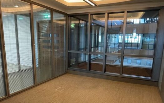 583m2 office in luxury building with 	Gym & wellness facilities for office staff
