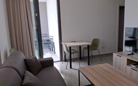 Modern 1 bedroom apartment furnished with underfloor heating