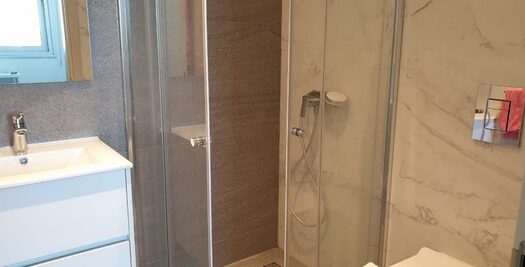 Modern 2 bedroom furnished apartment in Zakaki