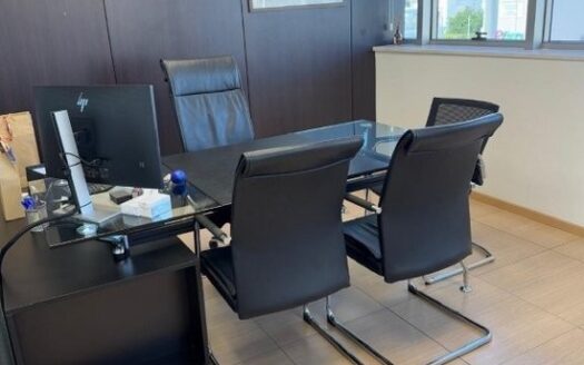 Stunning office 170m2 prime location with raised floors