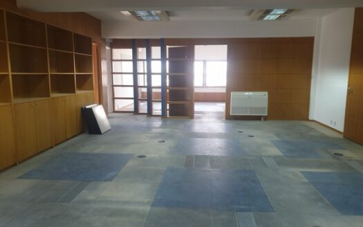 Huge whole floor office 487m2 in Zakaki with raised floors