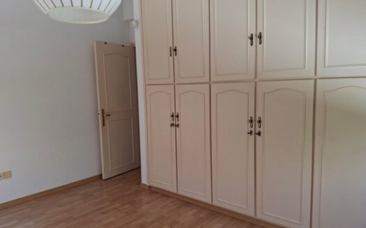 4 bedroom (3+1) unfurnished house near Tsirio