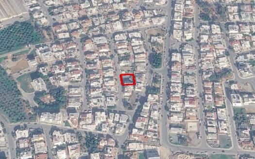 Residential plot in Zakaki