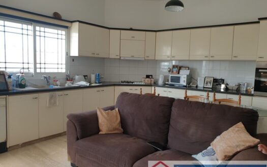 Spacious 3 bedroom house in Ekali