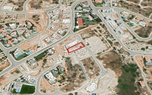 Plot in Germasogeia