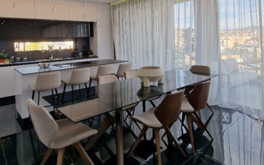 Three bedroom Penthouse spacious with private pool