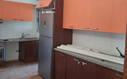 3 bedroom Penthouse unfurnished with veranda 60m2