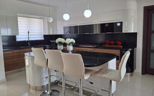 Smart villa surrounded in landscaped gardens and pool