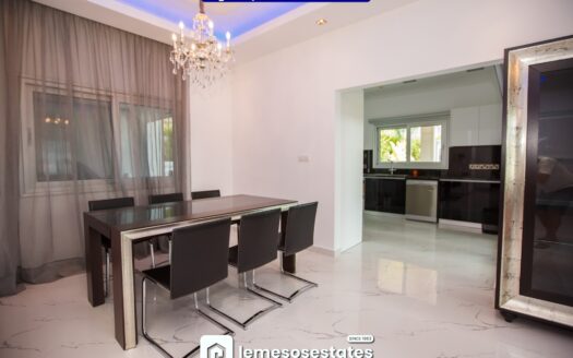 Modern 4-Bedroom Villa in Agios Tychon – Prime Coastal Living