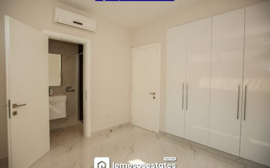 Modern 4-Bedroom Villa in Agios Tychon – Prime Coastal Living