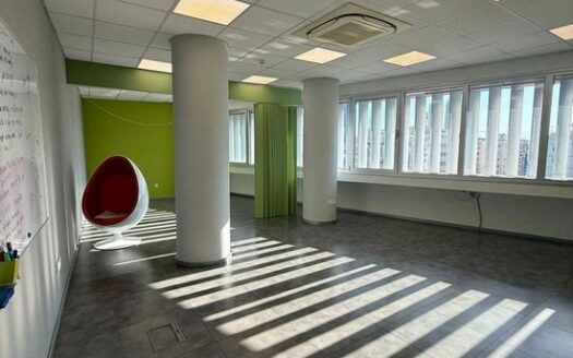 Prime location impressive office building – 434 sqm with raised floors