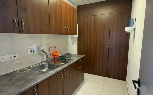 Prime location impressive office building – 434 sqm with raised floors