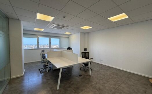 Hi tech office 460m2  great location with easy access