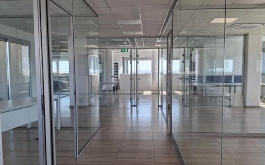 500m2 office with glass partitioned offices