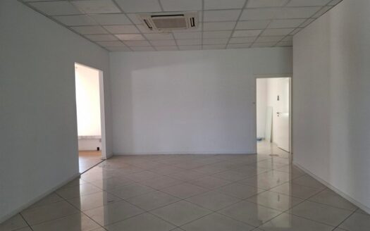 Commercial office 250m2 prime location