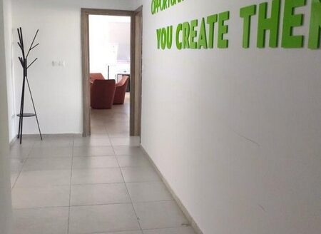 320m2 office area near the New Port
