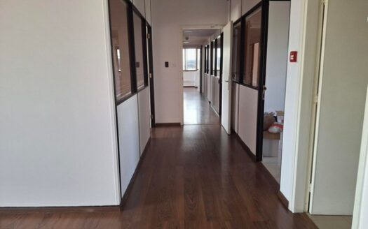 Office 165m2 in Agia Zoni